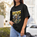 Camiseta Feminina GuGi – Algodão, Estampa Deusa da Justiça com Espada e Balança, Casual e Fashion