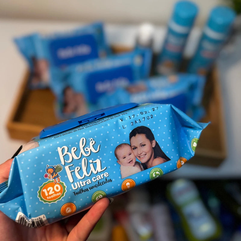 Kit Happy Bath – 1 Shampoo + 1 Sabonete + 1 Toalha Não Decidida + 1 Colônia Água Happy Baby