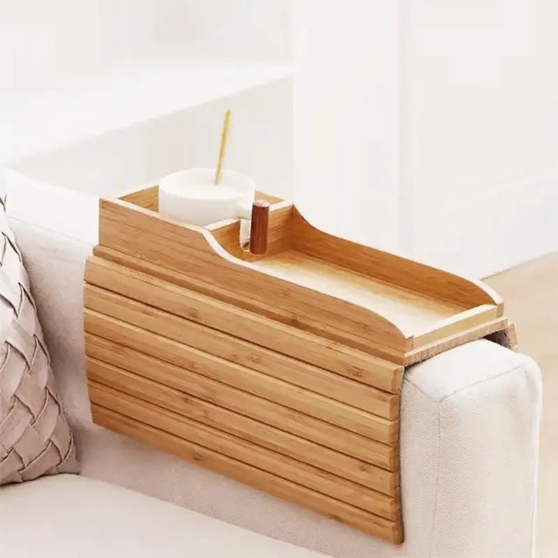 Bandeja com Porta-Copos para Sofá Mesa de Braço Dobrável em Madeira Organizador de Braço de Sofá Removível e Ajustável Para Lanches, Bebidas e TV