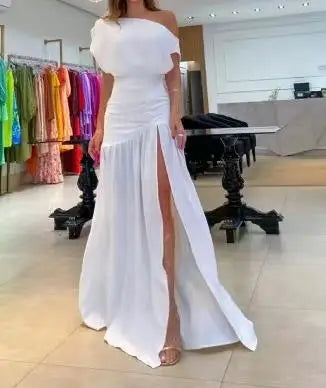 Vestido Feminino 2025 – Verão, Nova Moda, Cor Lisa, Ombro a Ombro, Manga Curta, Franzido, Cintura Alta, Casual, Sexy, Fenda Alta, Vestido para Férias